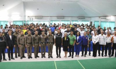 Pattaya Tourist Police Hold Major Training Meeting with 7-11 Employees On Tourist Safety